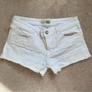 David Kahn white summer shorts